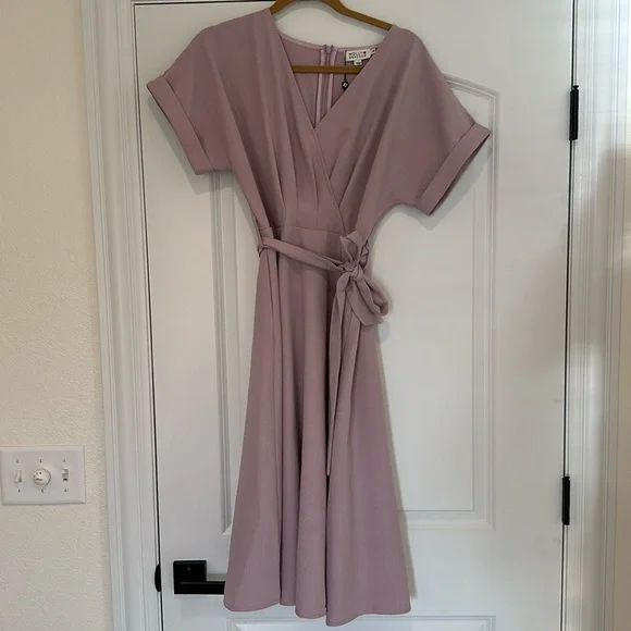 Molly Bracken Women’s Lilac Dress Size Medium - Picture 1 of 6